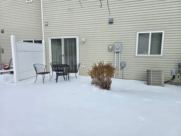 $194,900 | 939 Cypress Road, Unit 42, St. Cloud, MN 56303