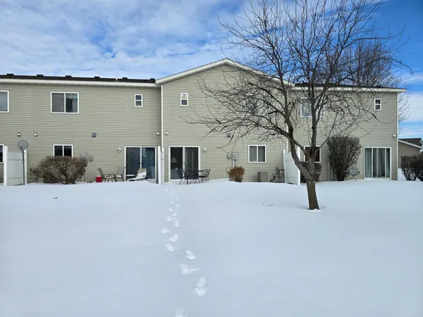 $194,900 | 939 Cypress Road, Unit 42, St. Cloud, MN 56303