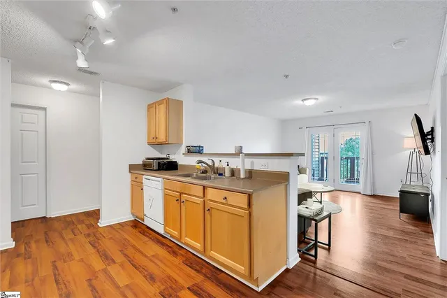 $1,150 | 1412 Harts Ridge Drive, Seneca, SC 29678