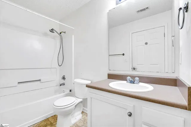 $1,150 | 1412 Harts Ridge Drive, Seneca, SC 29678