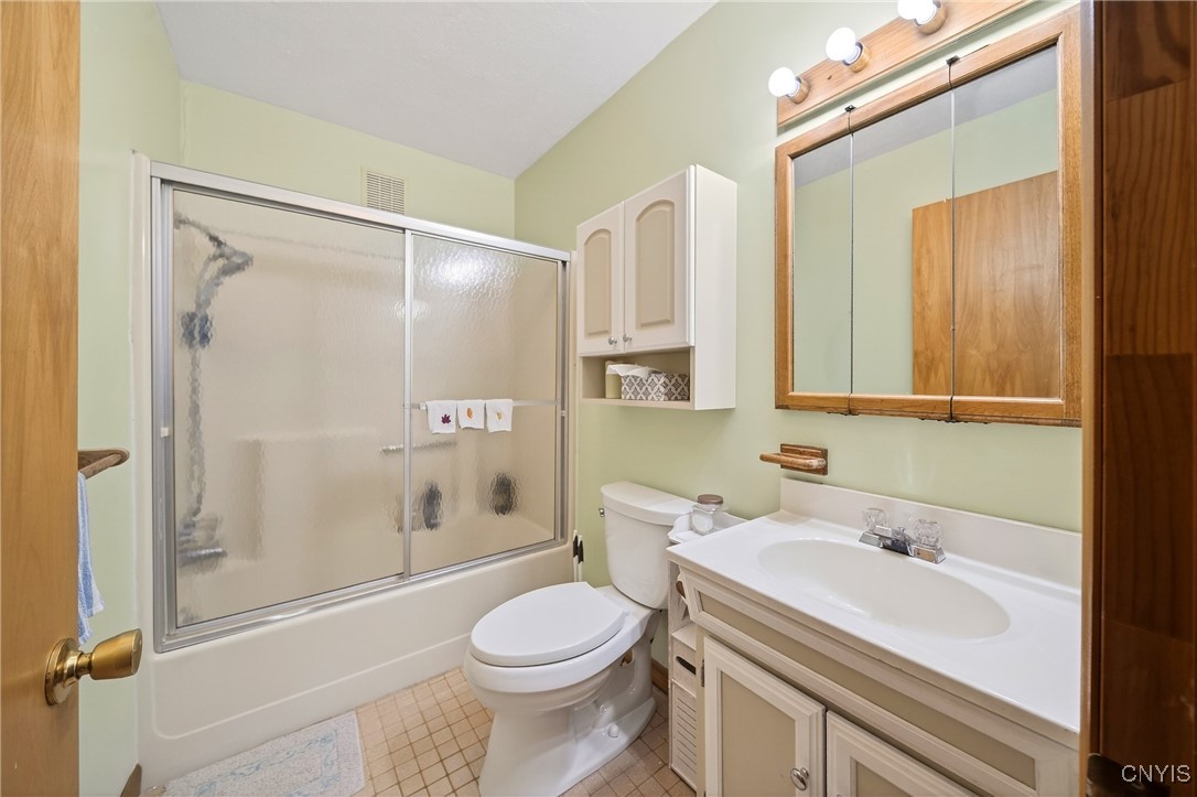 214 Baldwin Road Volney, NY 13069 - Photo 16 of 31