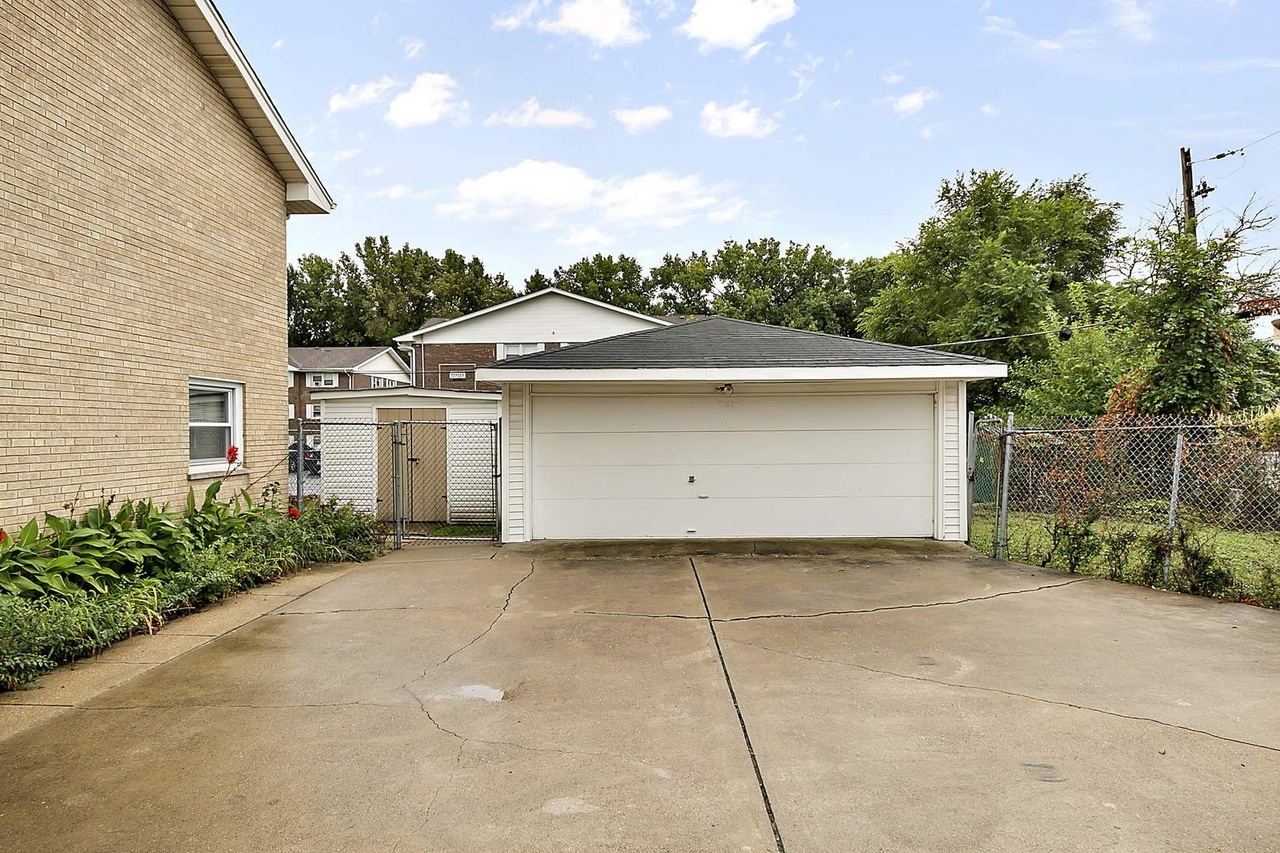 14526 Cottage Grove Avenue Dolton, IL 60419 - Photo 16 of 17