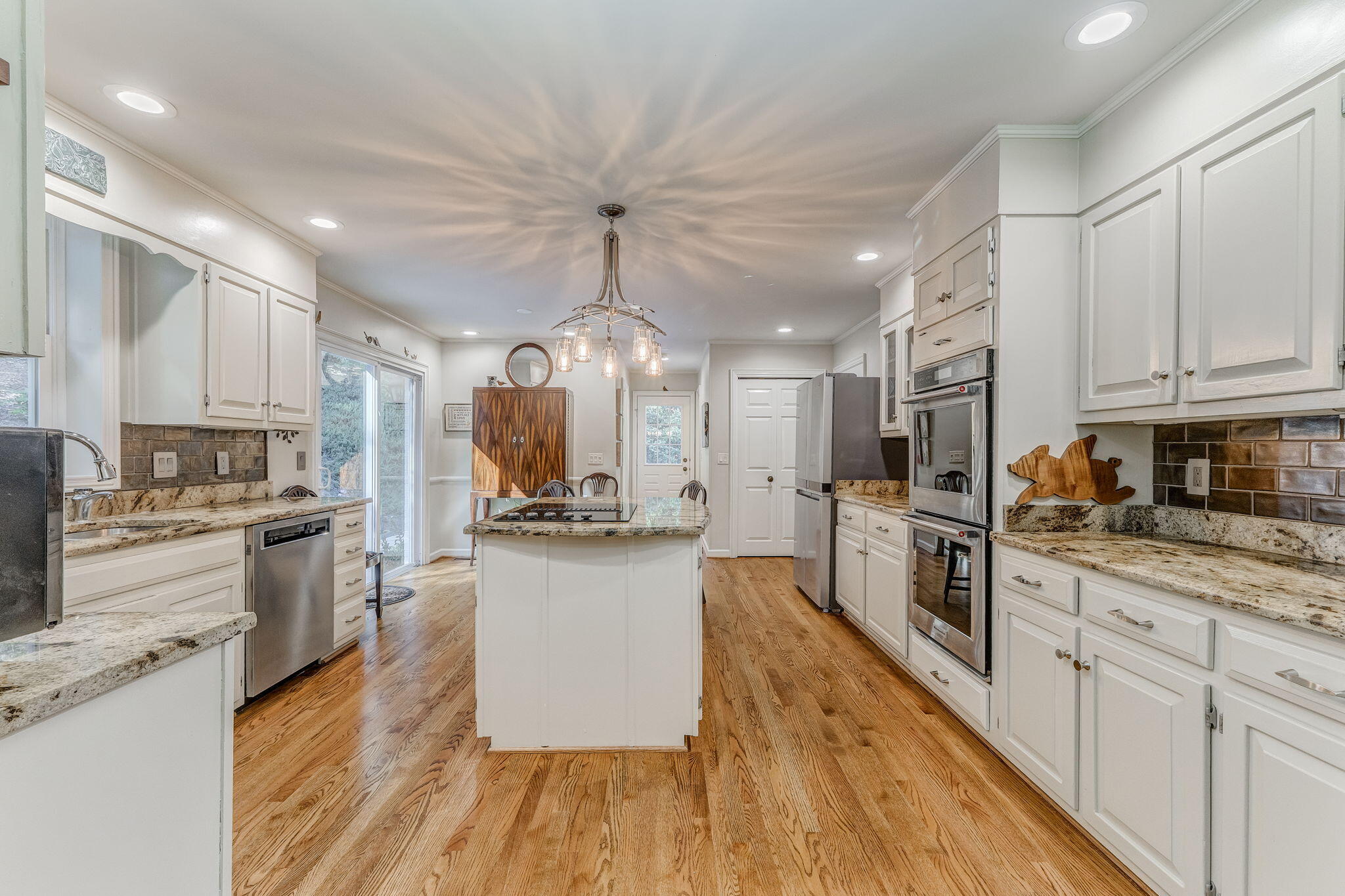 2305 Ravine Way Dalton, GA 30720 - Photo 26 of 74 51-web-or-mls-DSC05927_8_9