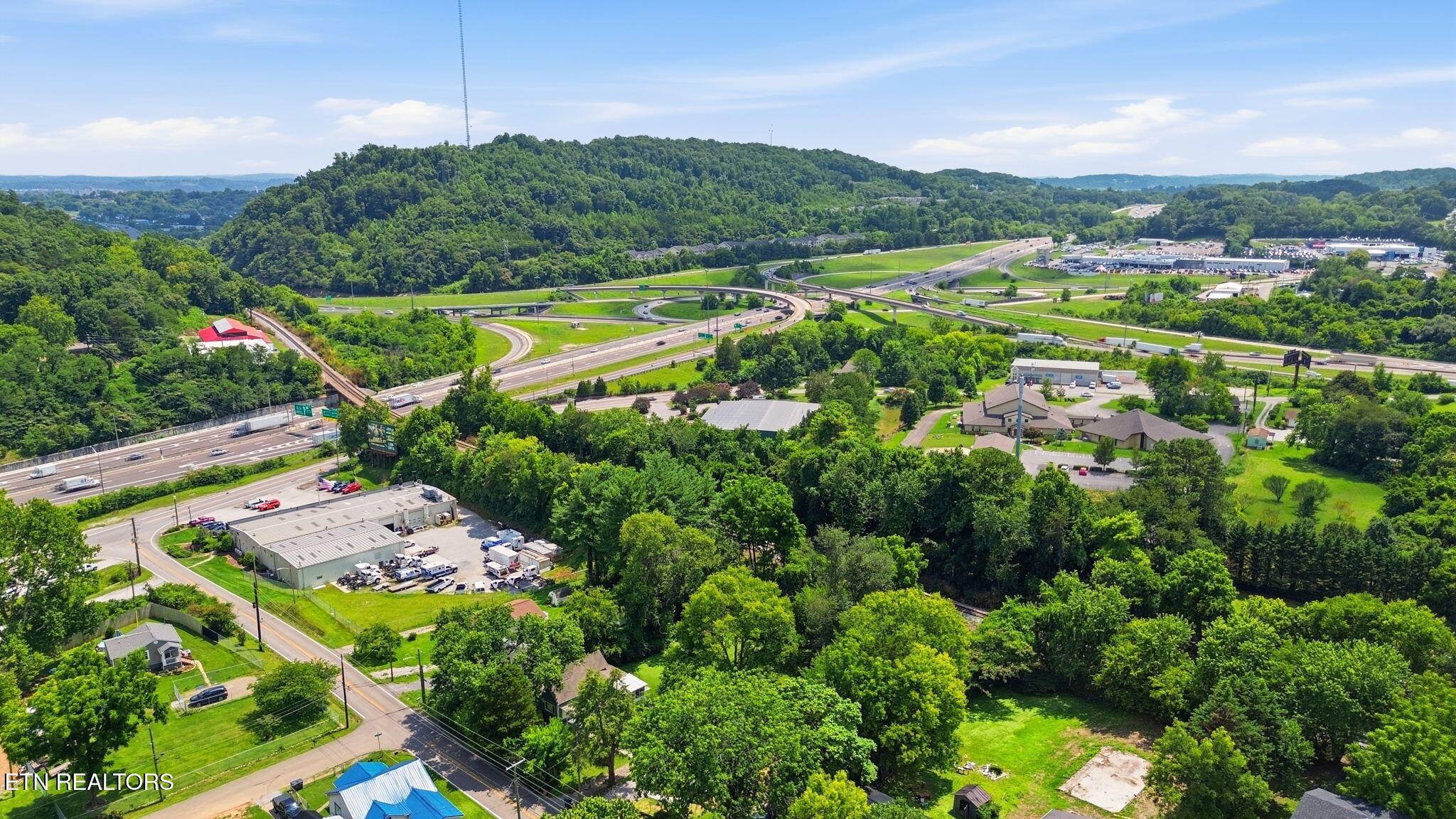 4205 Coster Road Knoxville, TN 37912 - Photo 33 of 37 35-web-or-mls-DJI_0120