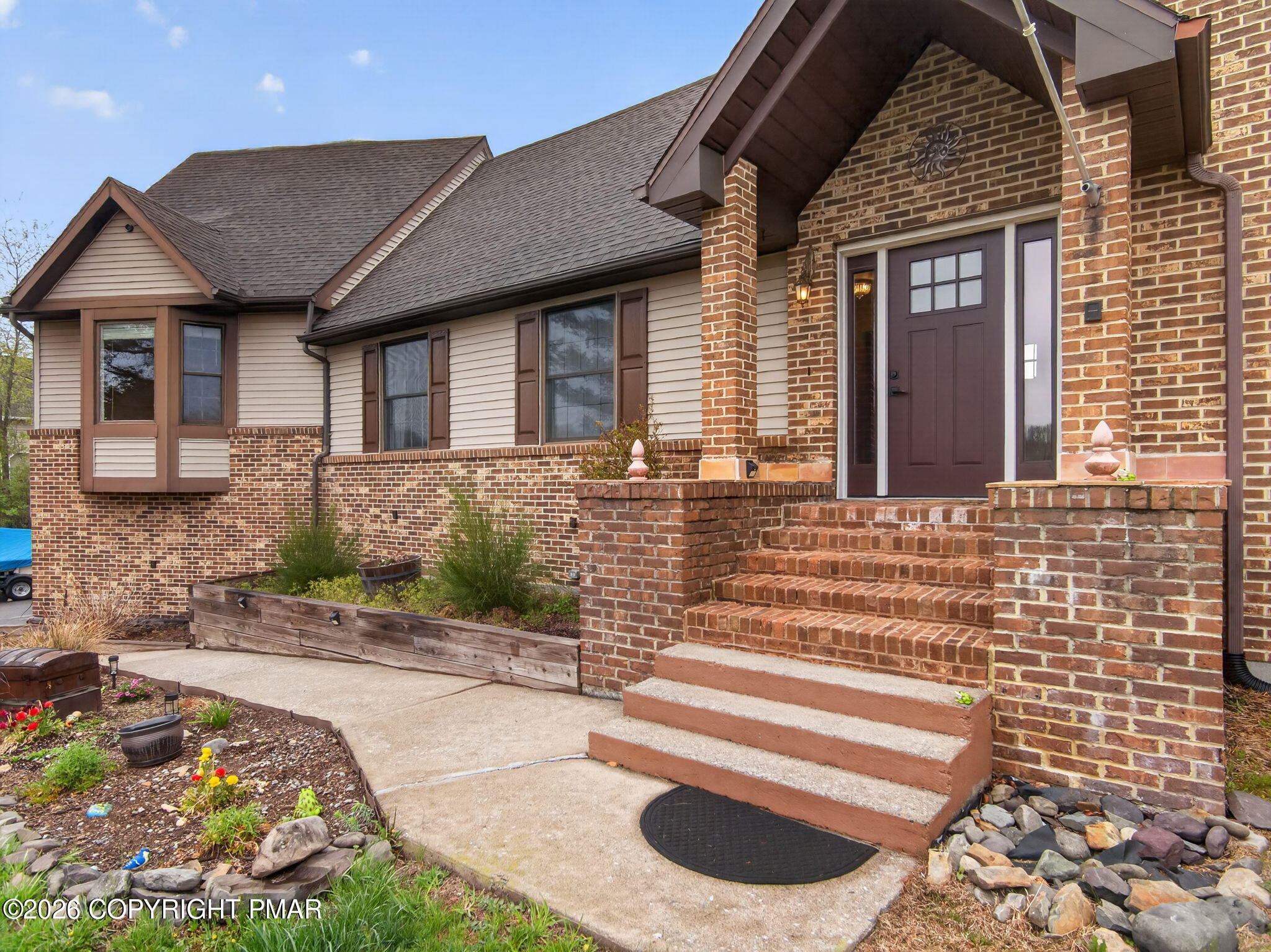 363 Blue Ridge Road Saylorsburg, PA 18353 - Photo 5 of 61 4-web-or-mls-Image_004