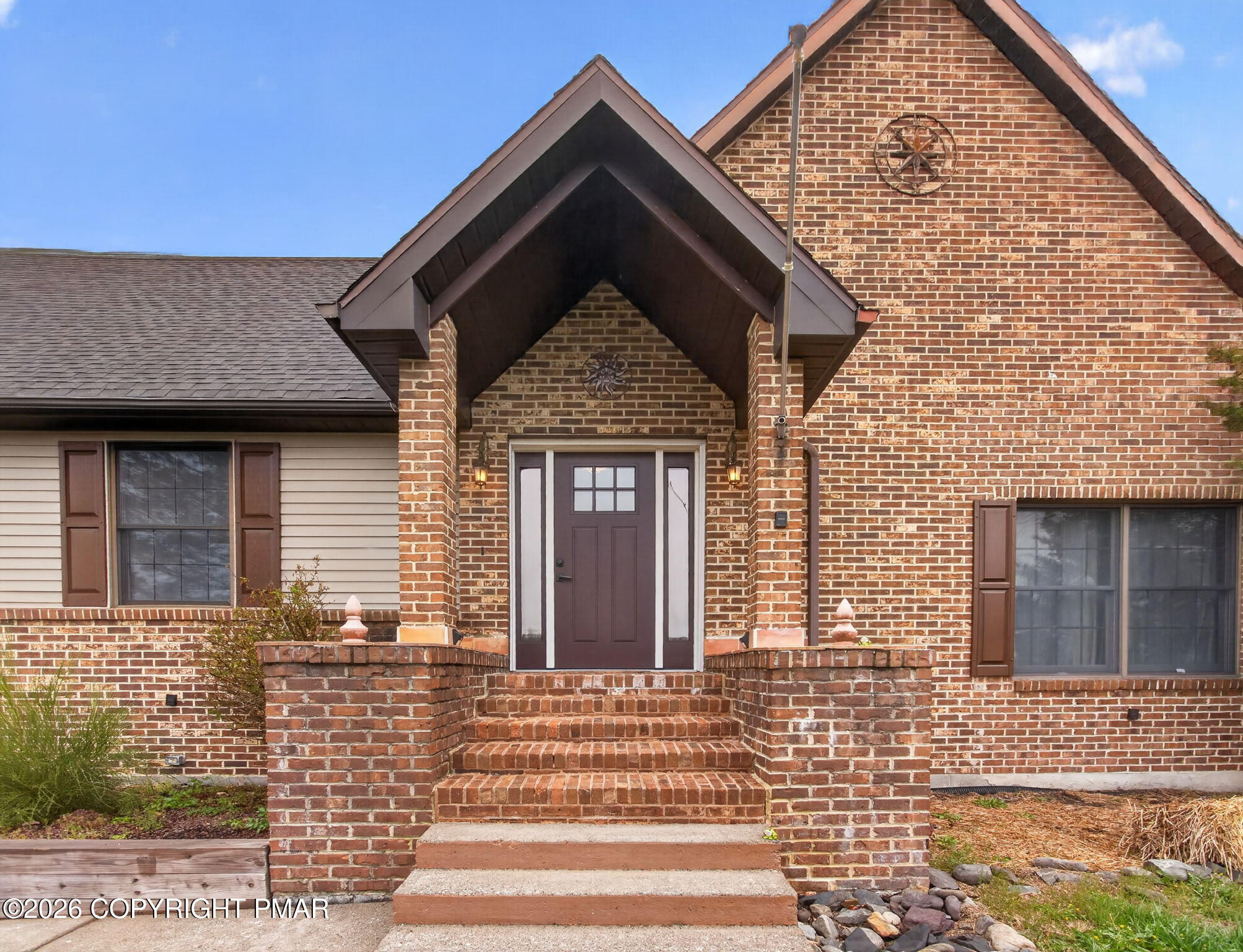 363 Blue Ridge Road Saylorsburg, PA 18353 - Photo 6 of 61 5-web-or-mls-Image_005