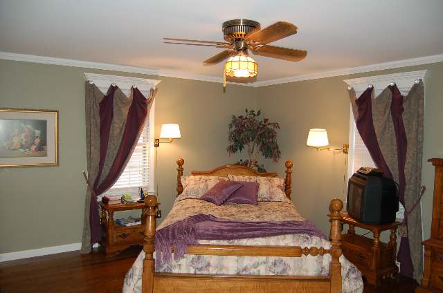 205 Rollingreen Road Greenville, SC 29615 - Photo 4 of 9 Gallery Image 4