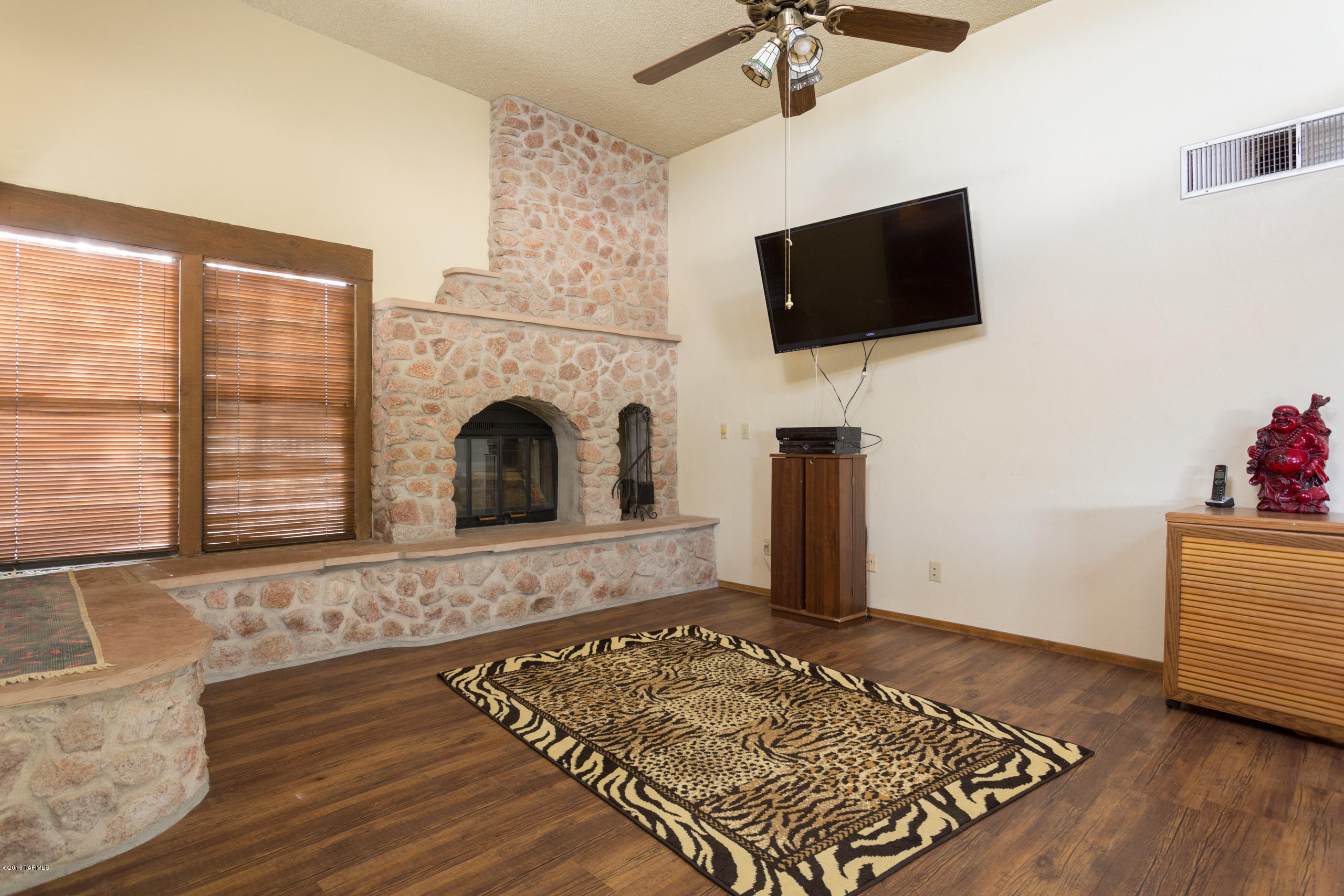 2840 North Tomas Road Tucson, AZ 85745 - Photo 2 of 25 Gallery Image 2