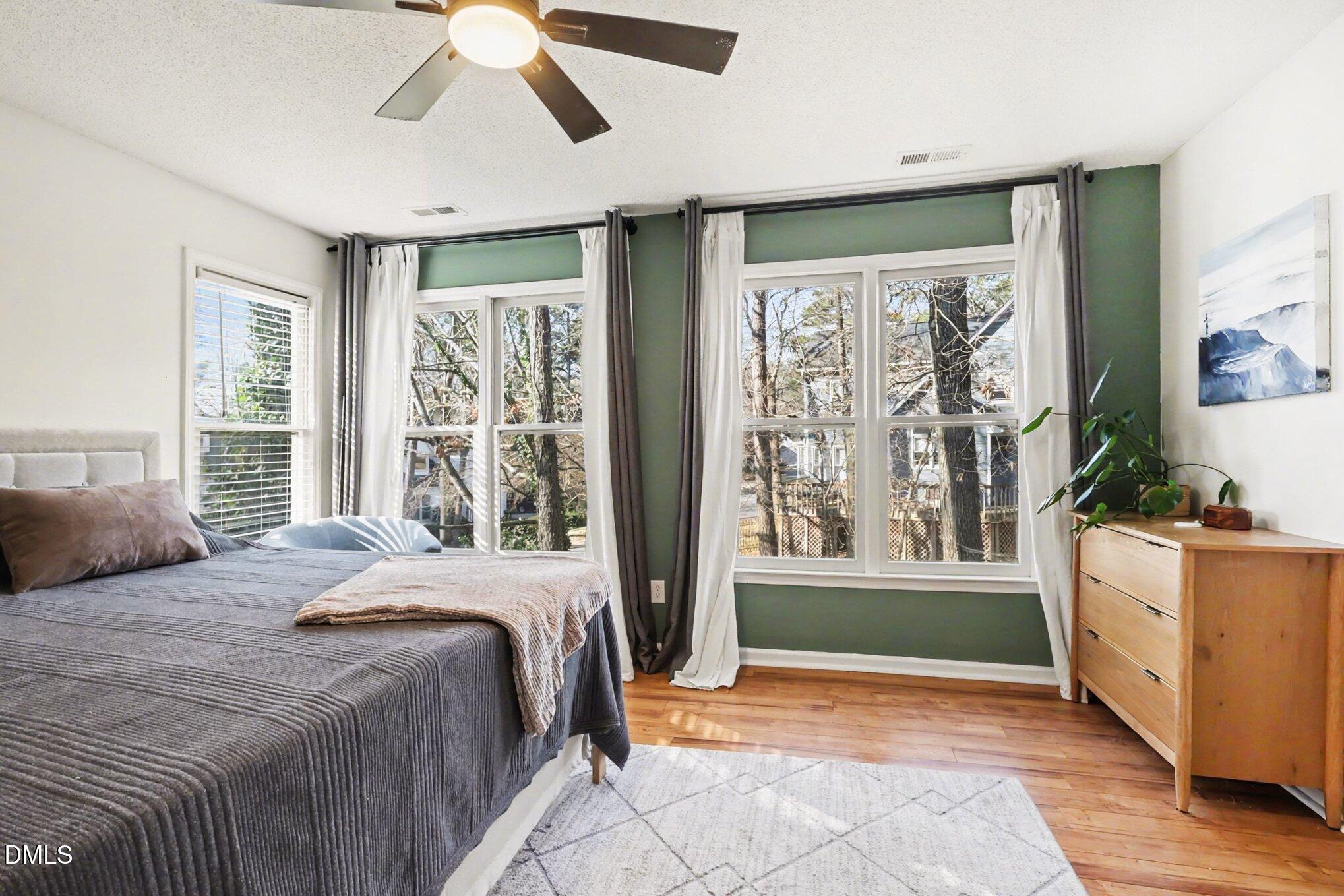 1701 Point O Woods Court Raleigh, NC 27604 - Photo 18 of 46 032_file_4159