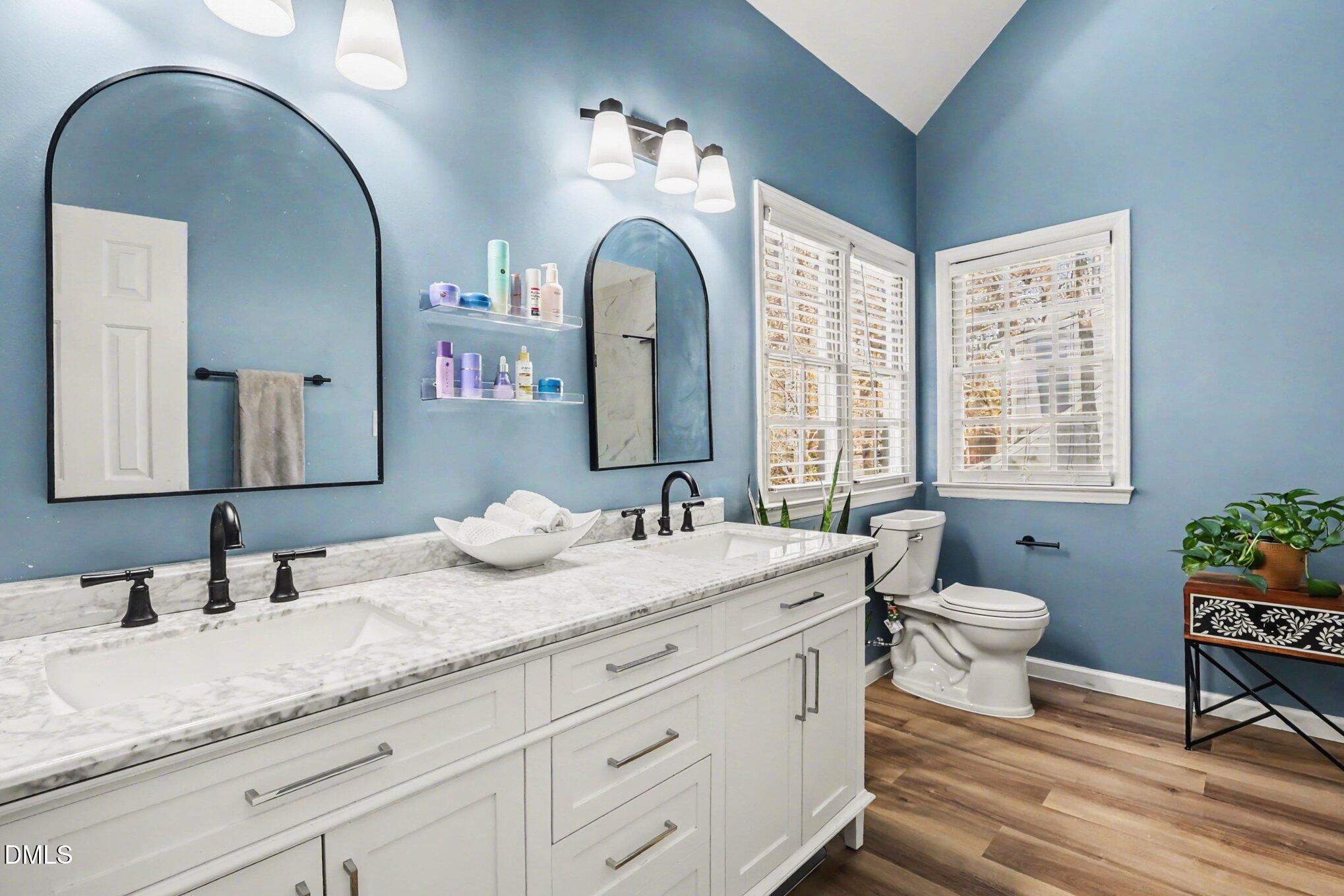 1701 Point O Woods Court Raleigh, NC 27604 - Photo 19 of 46 033_file_4118