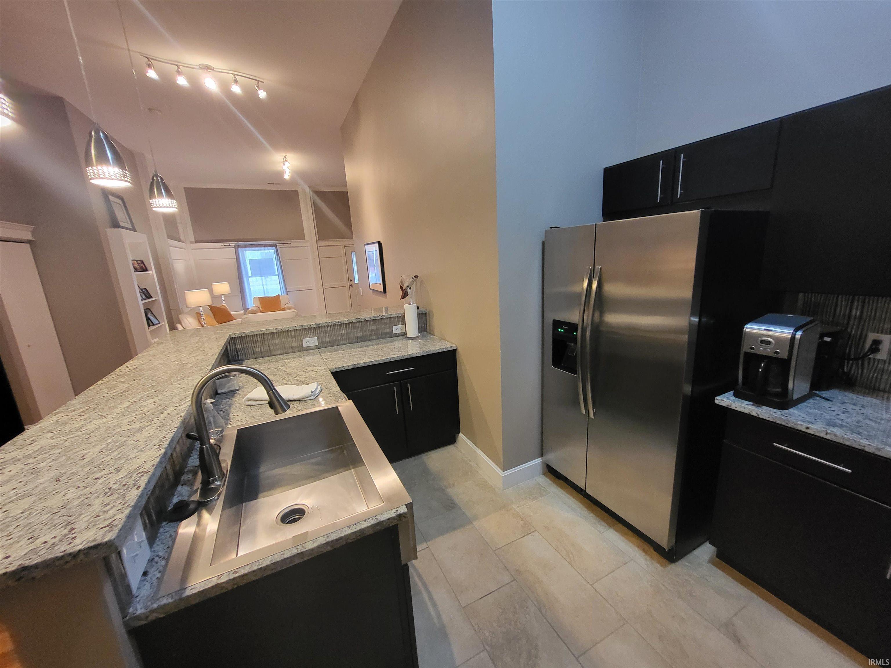 300 Main Street, Unit 1D2 Evansville, IN 47708 - Photo 11 of 17