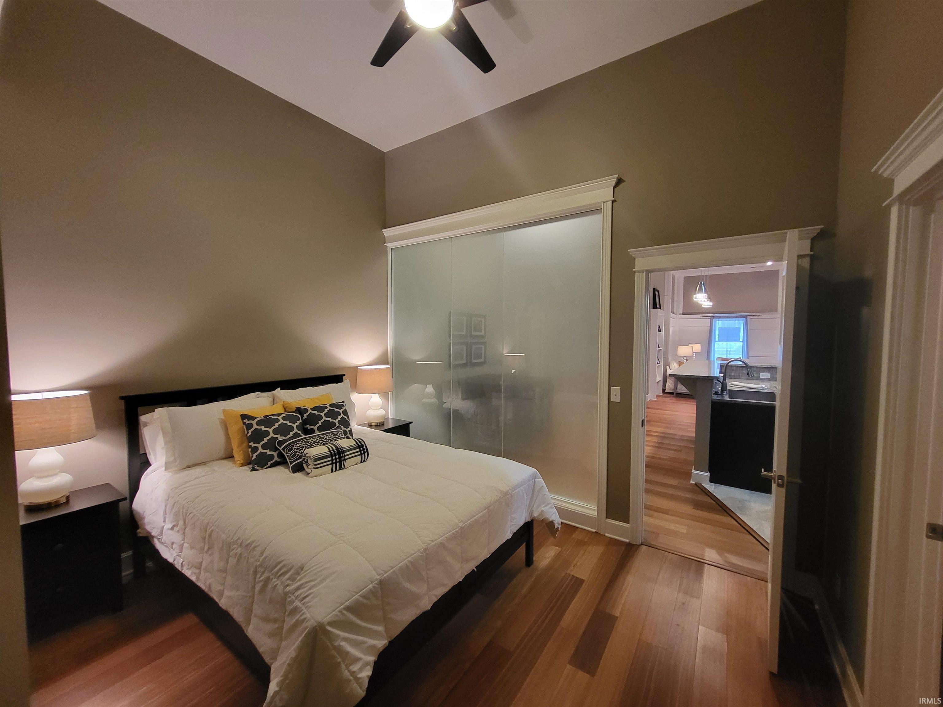 300 Main Street, Unit 1D2 Evansville, IN 47708 - Photo 14 of 17