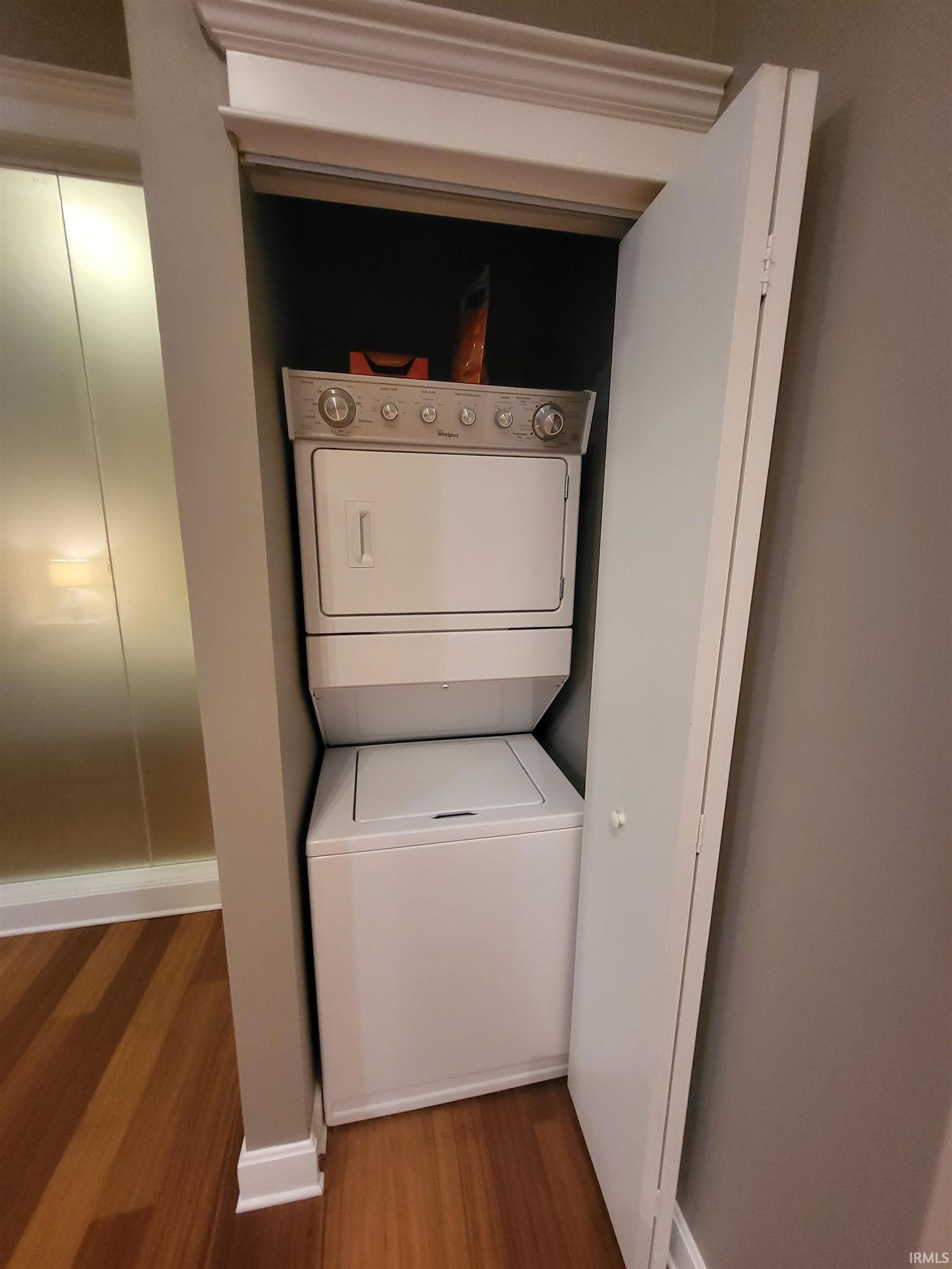 300 Main Street, Unit 1D2 Evansville, IN 47708 - Photo 16 of 17