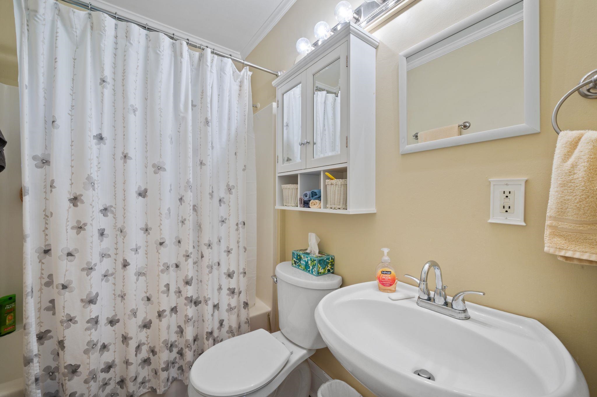 801 Hand Avenue Bay Minette, AL 36507 - Photo 19 of 25 Bathroom