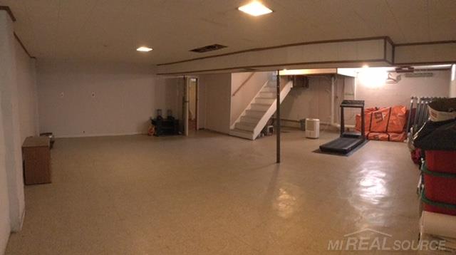 2878 York Road Rochester Hills, MI 48309 - Photo 15 of 18
