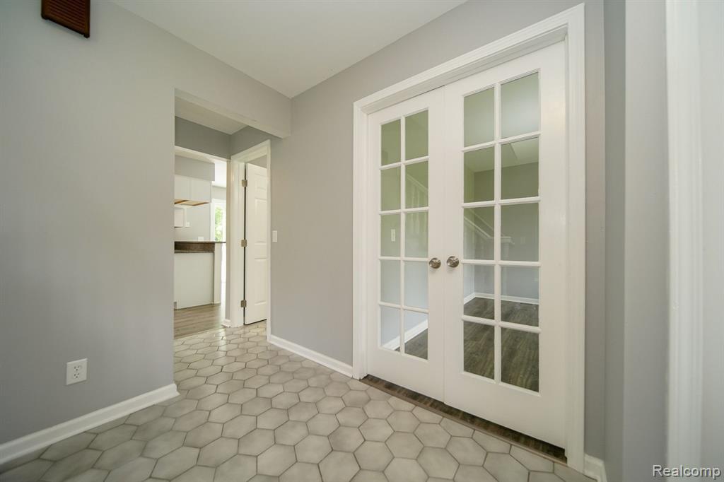 43867 Judd Road Belleville, MI 48111 - Photo 24 of 79