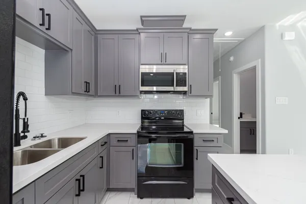 $1,500 | 6513 Avenue B, Unit B, Houston, TX 77011