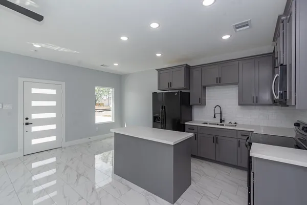 $1,500 | 6513 Avenue B, Unit B, Houston, TX 77011