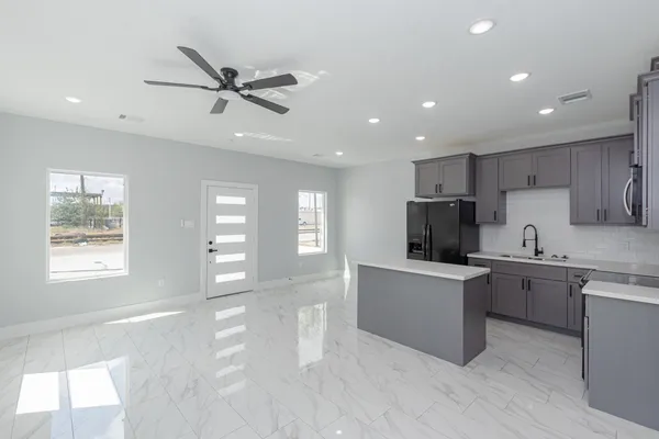 $1,500 | 6513 Avenue B, Unit B, Houston, TX 77011