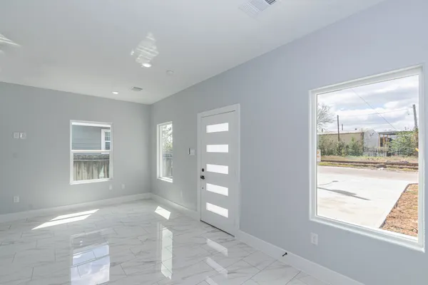 $1,500 | 6513 Avenue B, Unit B, Houston, TX 77011