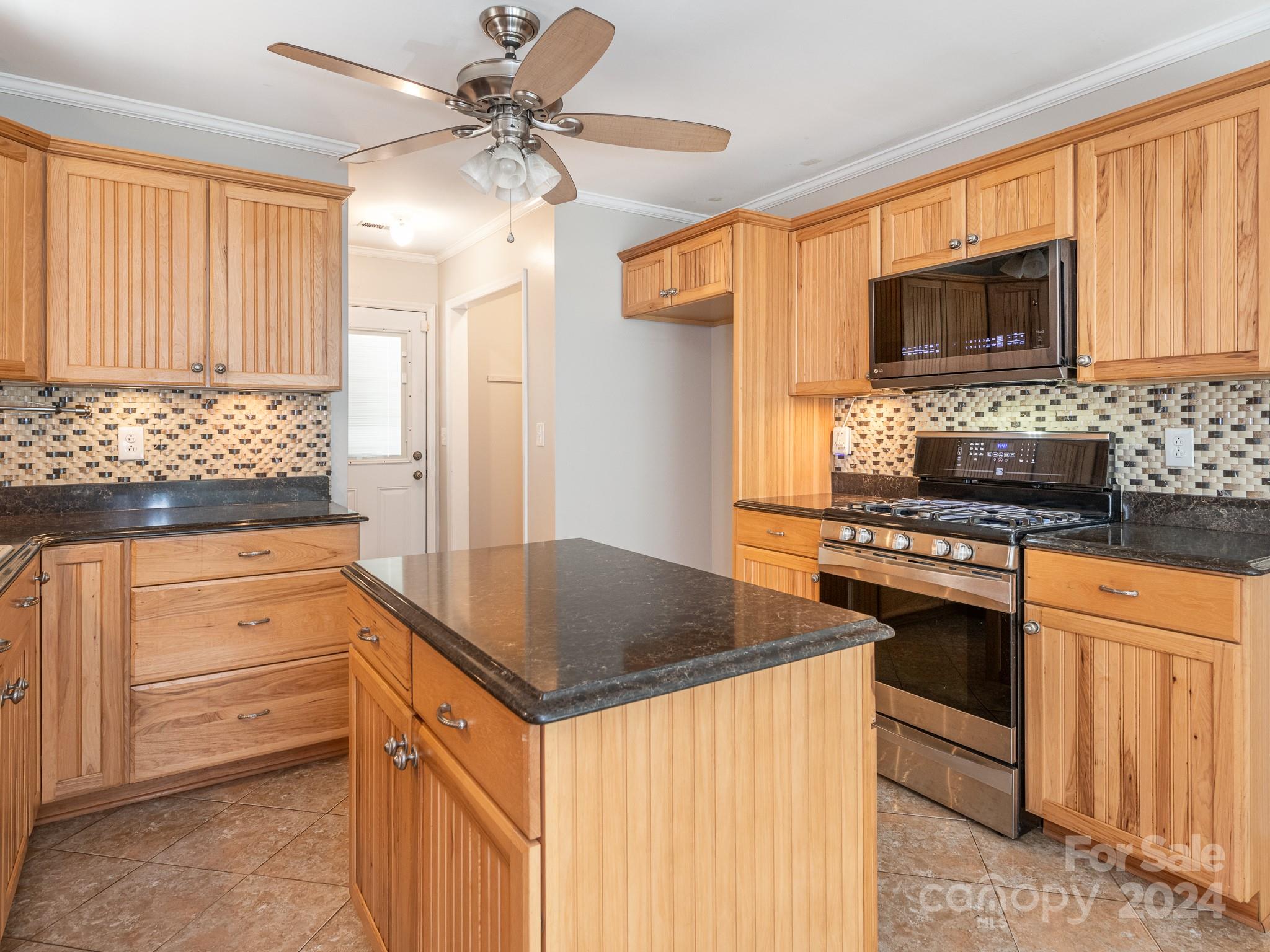 6333 Williams Road Charlotte, NC 28215 - Photo 12 of 23 Gallery Image 12