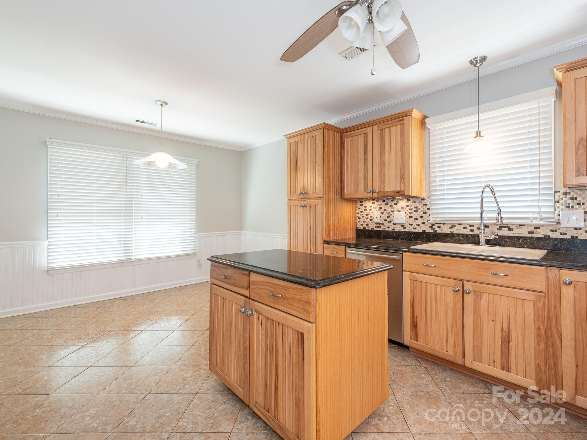 6333 Williams Road Charlotte, NC 28215 - Photo 13 of 23 Gallery Image 13