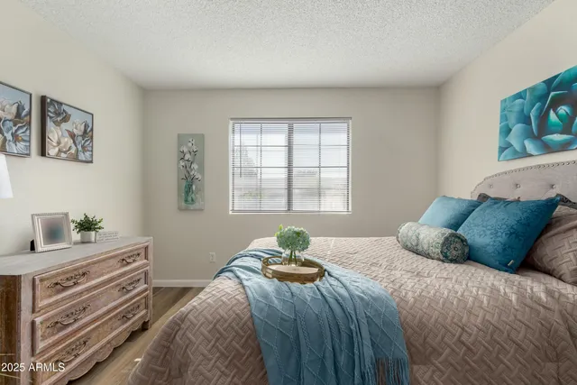 $2,905 | 2002 West Sunnyside Avenue, Unit OFC, Phoenix, AZ 85029