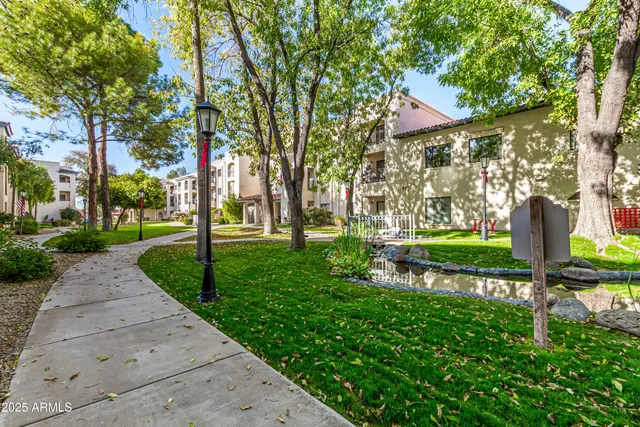 $2,905 | 2002 West Sunnyside Avenue, Unit OFC, Phoenix, AZ 85029