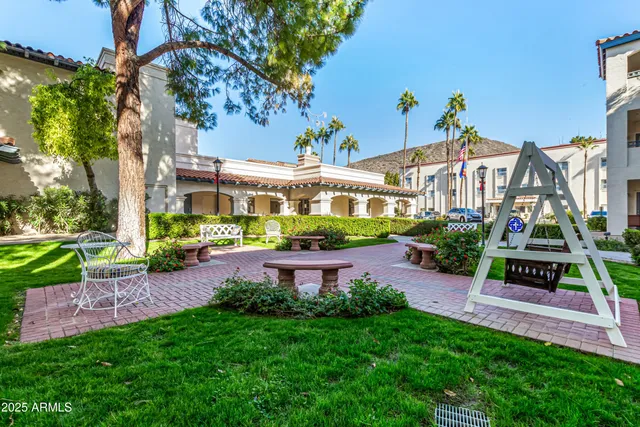 $2,905 | 2002 West Sunnyside Avenue, Unit OFC, Phoenix, AZ 85029