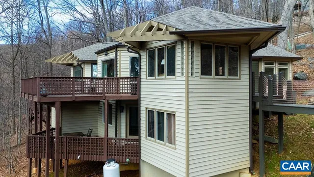 $699,000 | 2224 Laurel Springs Drive, Wintergreen, VA 22967