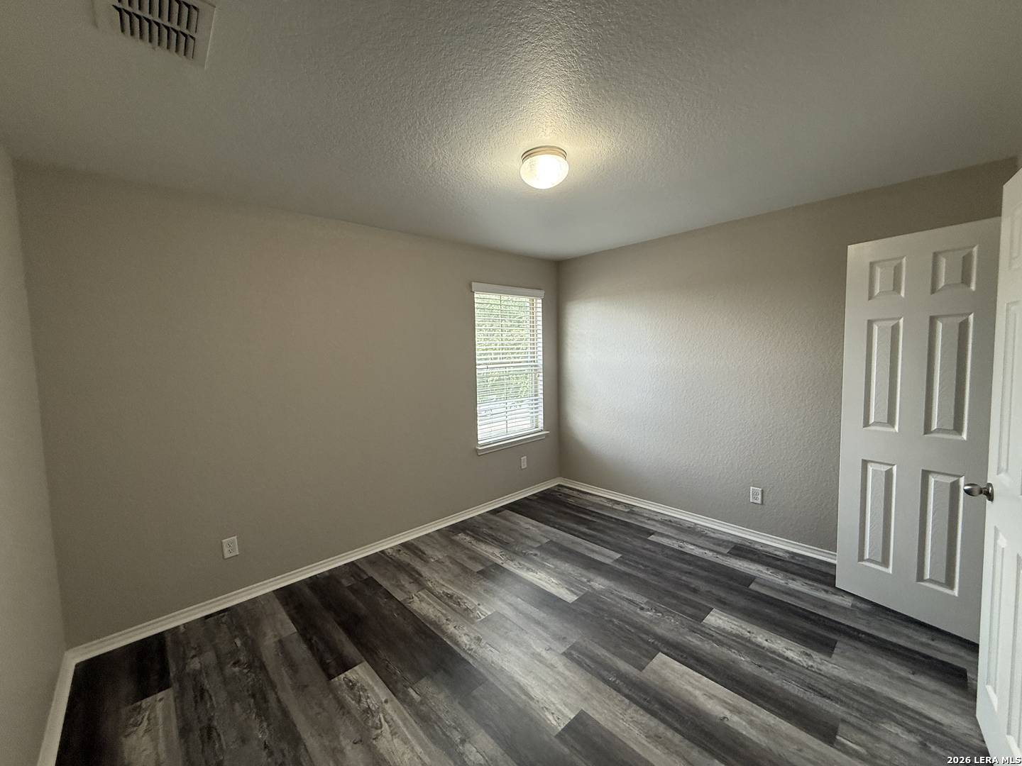 6010 Upland Road San Antonio, TX 78219 - Photo 2 of 28