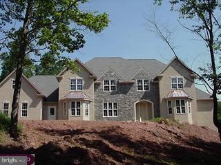 2015 St Peters Road Pottstown, PA 19465 - Photo 1 of 5