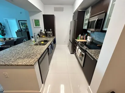 $5,400 | 951 Brickell Avenue, Unit 2011, Miami, FL 33131