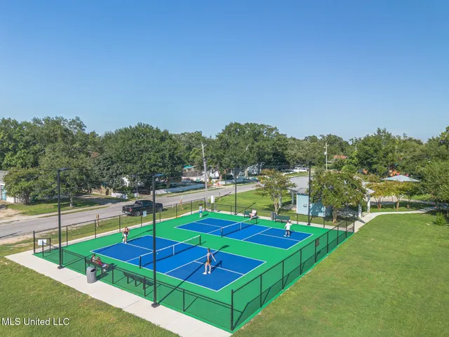 $299,500 | 699 Dunbar Avenue, Bay St. Louis, MS 39520