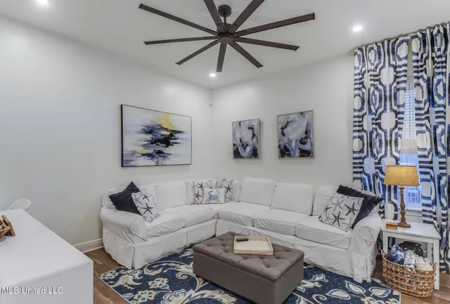 $299,500 | 699 Dunbar Avenue, Bay St. Louis, MS 39520