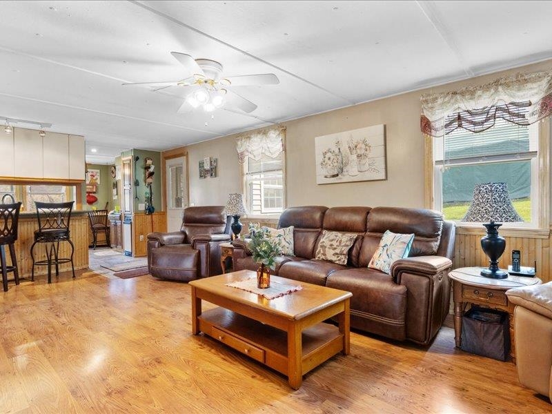 934 Davis Road Hinesburg, VT 05461 - Photo 6 of 36 Gallery Image 6