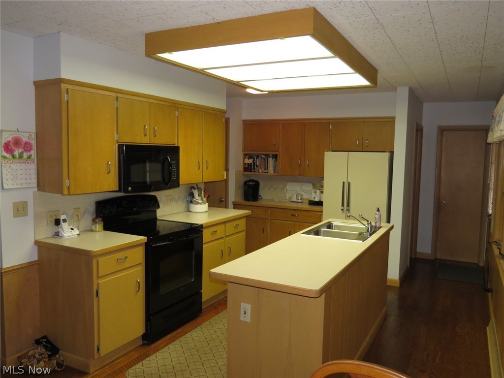 1697 South Cleveland Massillon Road Akron, OH 44321 - Photo 23 of 28