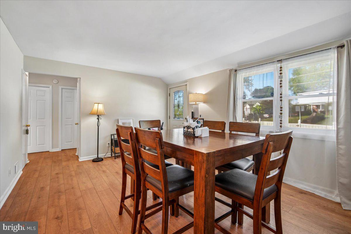 12706 Holdridge Road Silver Spring, MD 20906 - Photo 11 of 36 Gallery Image 11
