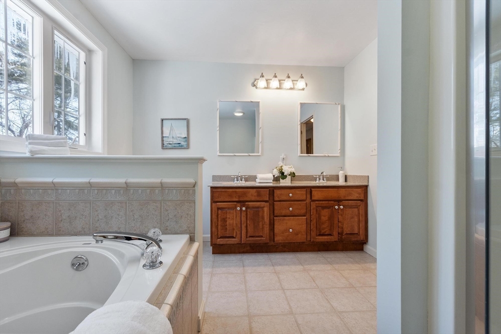 309 Reservoir Road Lunenburg, MA 01462 - Photo 27 of 42 Gallery Image 27