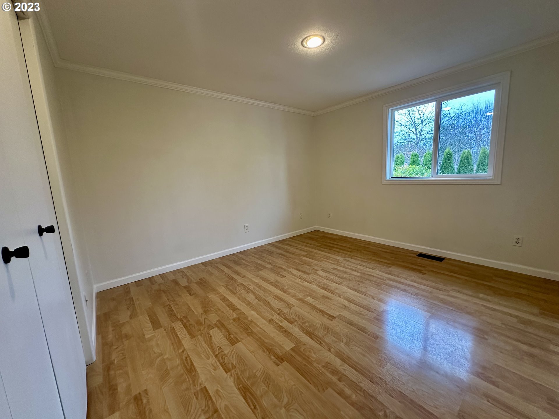 2159 Jeppesen Acres Road Eugene, OR 97401 - Photo 18 of 44 Bedroom