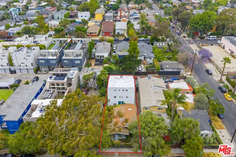 $2,100,000 | 563 Westminster Avenue, Venice, CA 90291