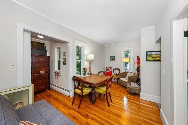 $1,975 | 27 Franklin Street, Unit 2R, Arlington, MA 02474