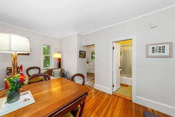 $1,975 | 27 Franklin Street, Unit 2R, Arlington, MA 02474