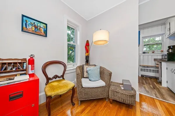 $1,975 | 27 Franklin Street, Unit 2R, Arlington, MA 02474