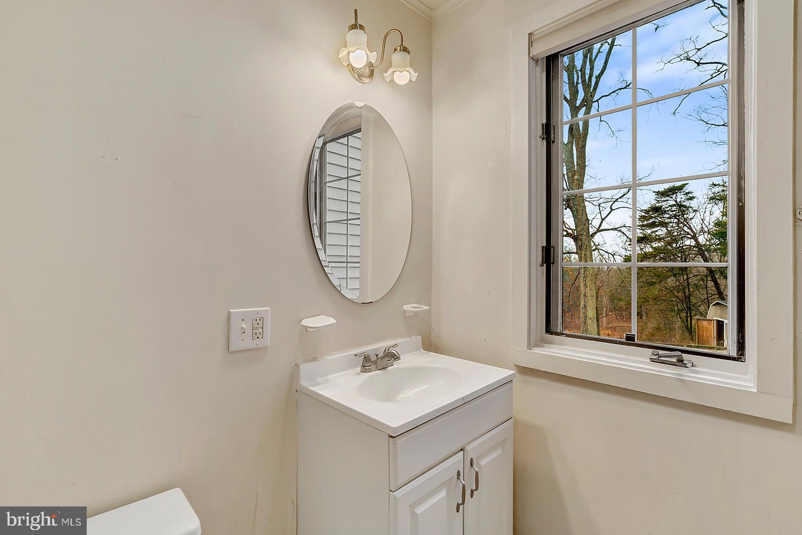 9396 Old Waterloo Road Warrenton, VA 20186 - Photo 18 of 34