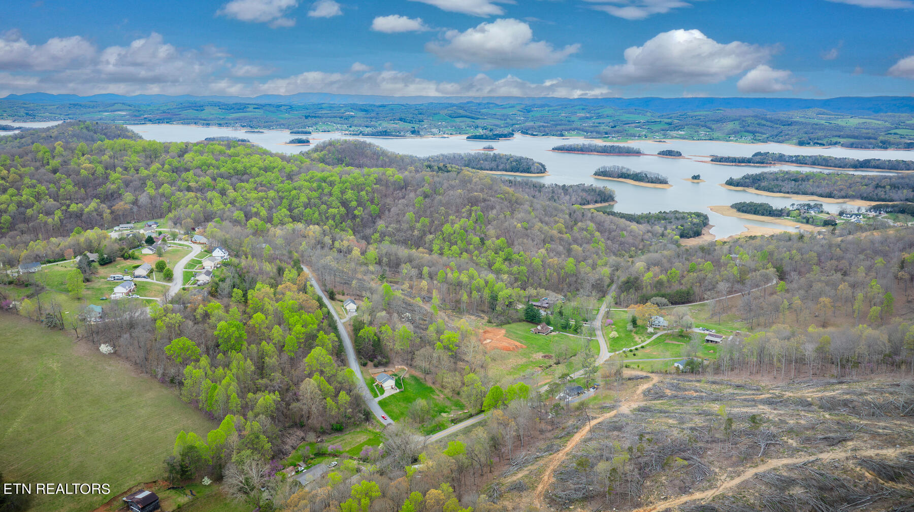 2424 Kidwell Ridge Road Morristown, TN 37814 - Photo 17 of 18 108