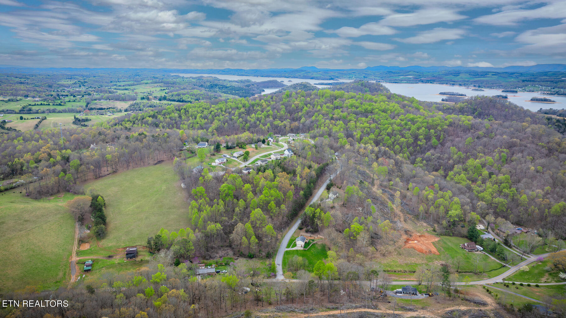 2424 Kidwell Ridge Road Morristown, TN 37814 - Photo 18 of 18 107