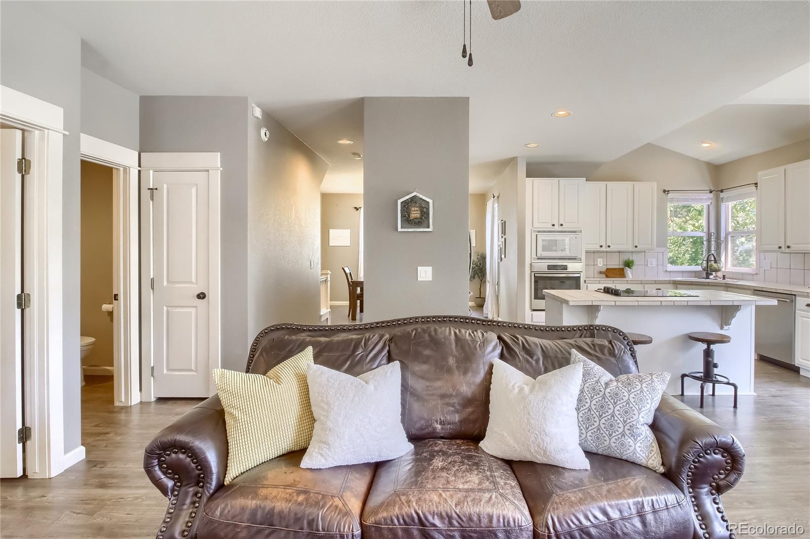 10958 McClellan Road Parker, CO 80134 - Photo 9 of 39 Gallery Image 9
