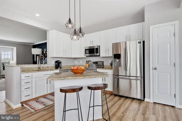 $3,200 | 1362 Cranes Bill Way, Woodbridge, VA 22191