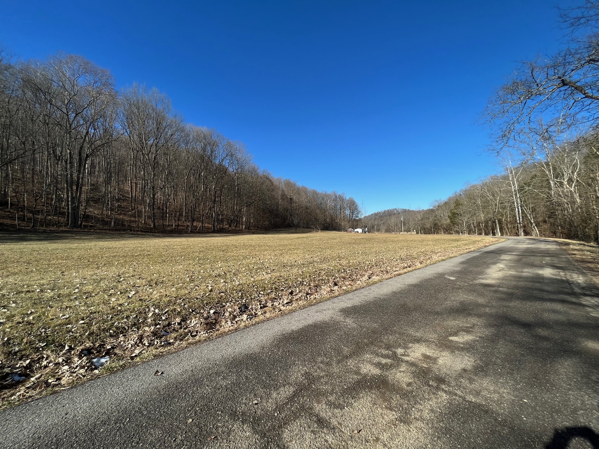 0 Wolf Hill Road Bethpage, TN 37022 - Photo 1 of 7 a view of a field with an ocean
